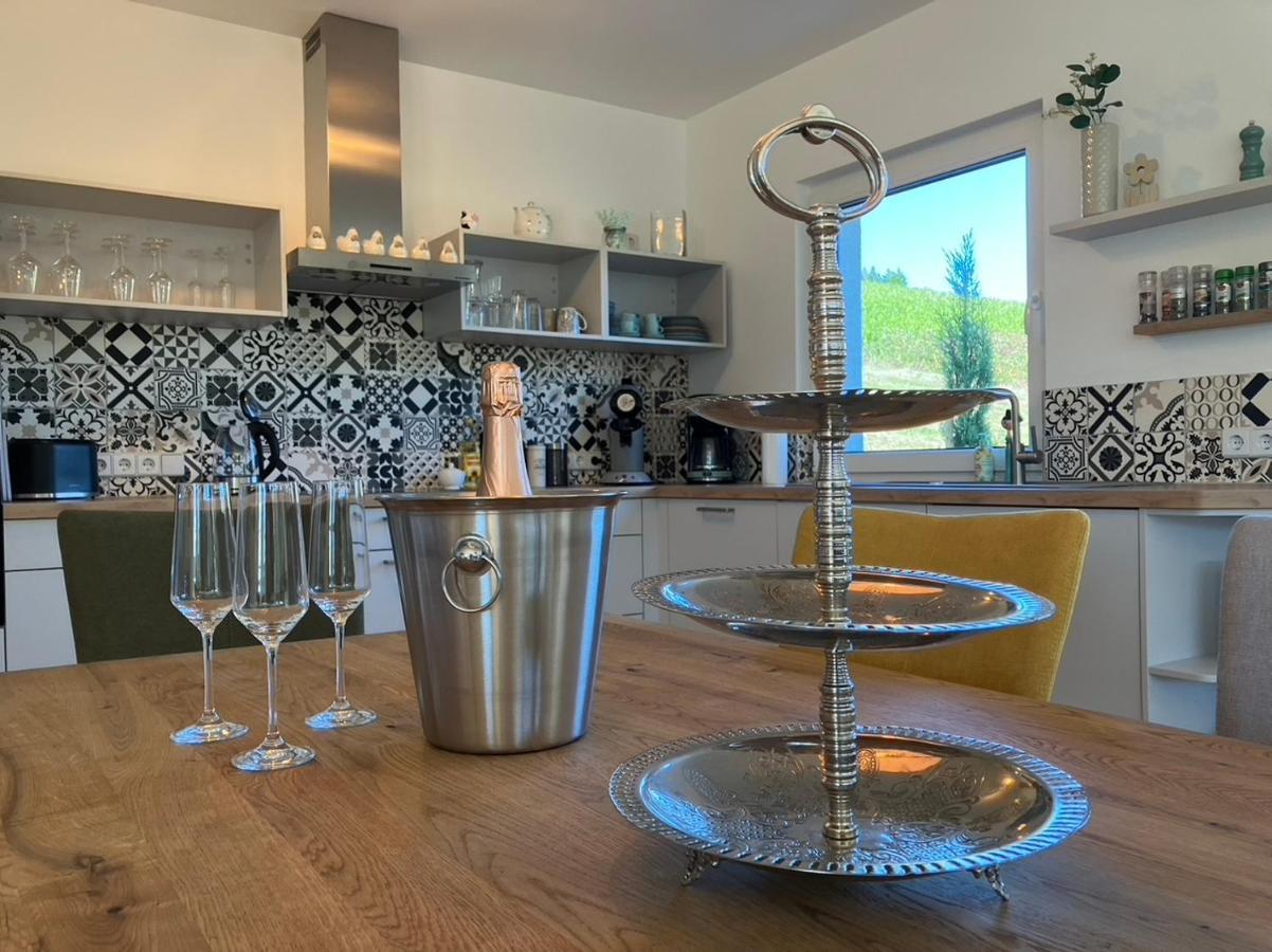 Neu - Premium-Ferienhaus Mosel-Sonne トラーベン・トラールバッハ エクステリア 写真