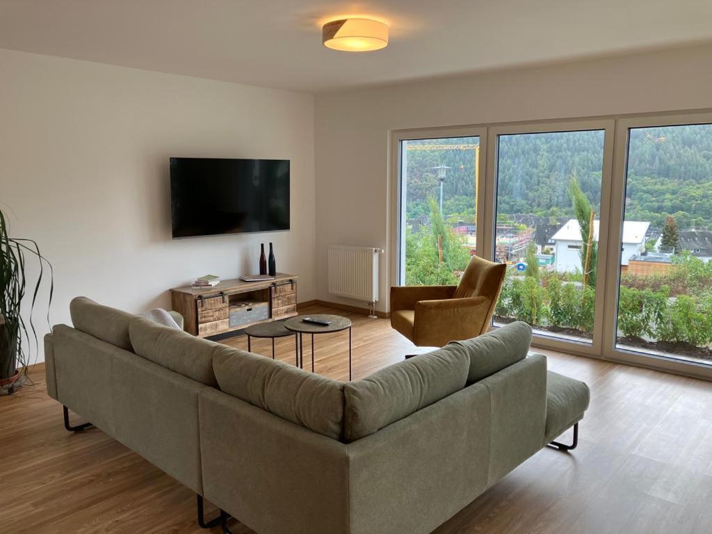 Neu - Premium-Ferienhaus Mosel-Sonne トラーベン・トラールバッハ エクステリア 写真